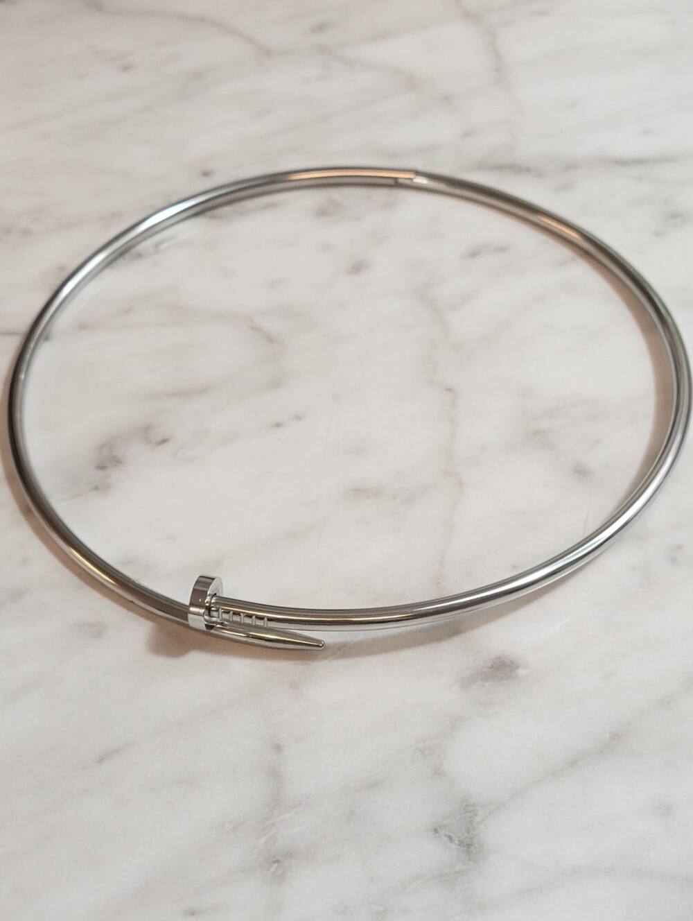 Necklace - Elegant Women's Jewelry Choker